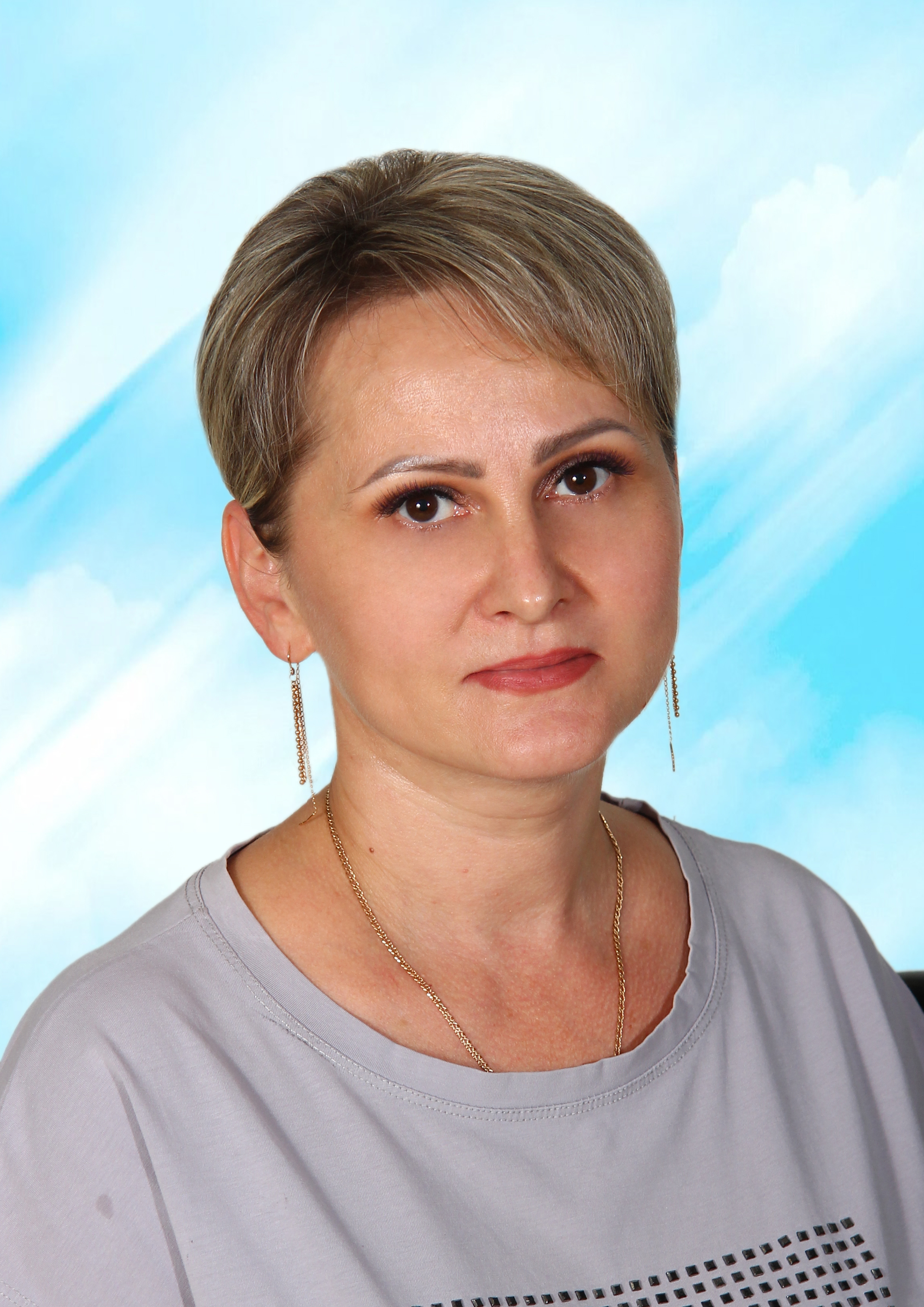 Педагогический работник Медведева Елена Николаевна.